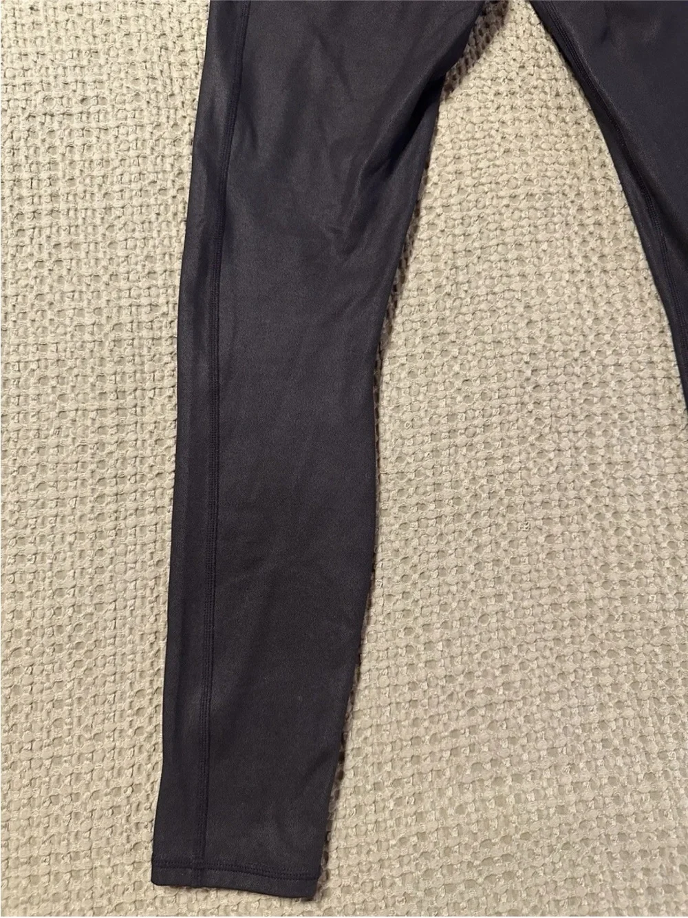 Women’s Fabletics Ankle Leggings Stretch Solid Black with sheen XS 24” length